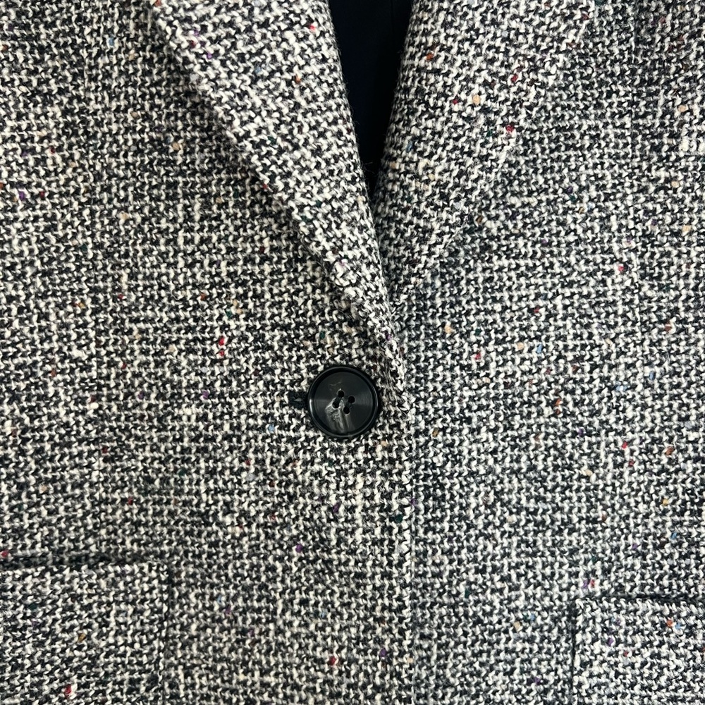 Dior Black and White Tweed Blazer - Picture 2 of 11